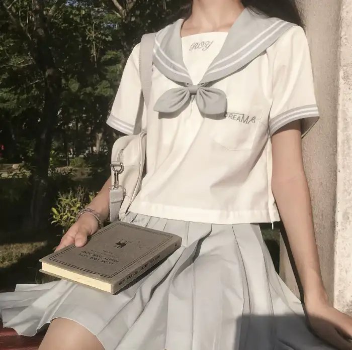 沉默的双眼